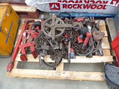 Lot 4456 - Pallet containing a quantity of hydraulic...