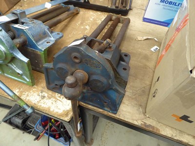 Lot 4487 - Record No.52 1/2 carpenters vice