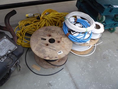 Lot 4498 - Qty of network cable and a qty of 110v...