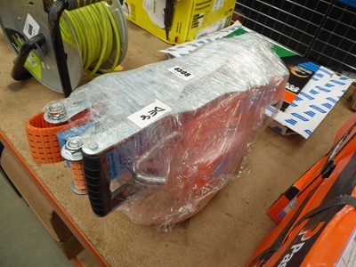 Lot 4508 - 3 large ratchet straps