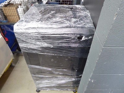 Lot 4715 - Mobile metal server cabinet