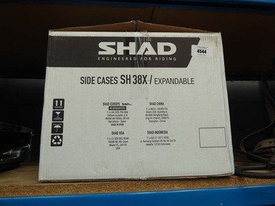 Lot 4544 - 2 Shad SH38X expandable side cases