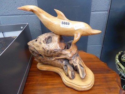 Lot 5003 - Carved wooden New Zealand dolphin figure