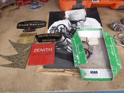 Lot 4560 - Assortment of vintage accessories to include...