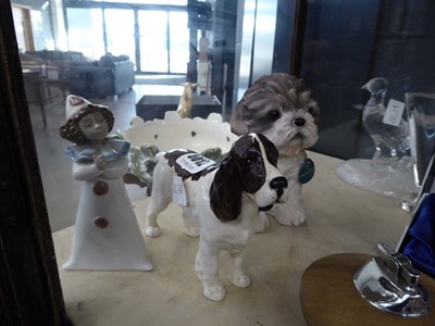 Lot 5012 - Beswick spaniel, a Leonardo Collection puppy...