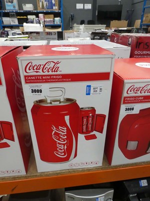 Lot 3009 - Coca Cola mini fridge