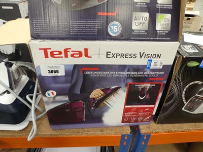 Lot 3066 - Tefal Express Vision steamer iron