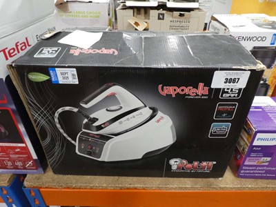 Lot 3067 - Vaporella steam iron