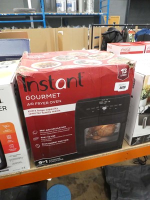 Lot 3028 - Instant Pot Gourmet air fryer oven