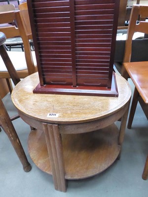 Lot 5211 - Circular oak 2 tier side table