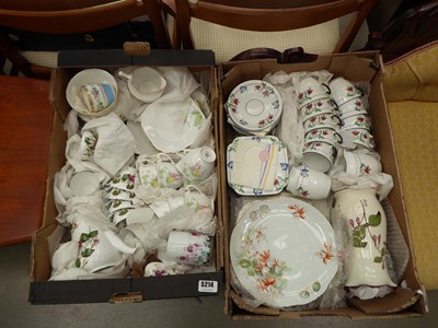 Lot 5214 - 2 boxes containing fuchsia patterned crockery