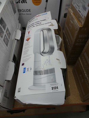 Lot 3124 - Dyson hot and cool jet focus AM09 tower fan...