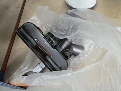 Lot 3139 - Small bag of vacuum cleaner accessories