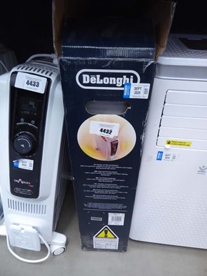 Lot 4432 - De'Longhi radiator