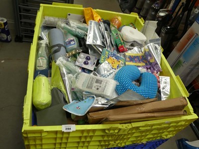 Lot 3164 - Large pallet of household ware