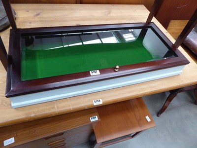 Lot 5157 - Table top display cabinet