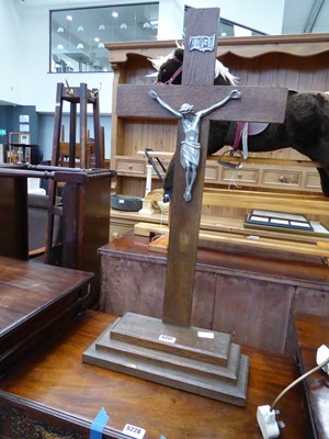 Lot 5227 - Oak crucifix