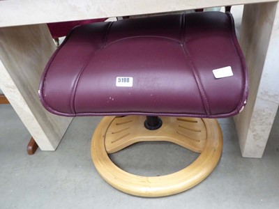 Lot 5198 - Stressless style footstool