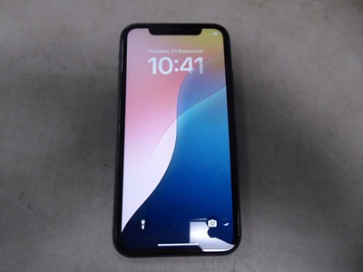 Lot 2069 - Apple iPhone 11 64gb, MWLT2B/A
