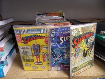 Lot 2126 - Box containing various Marvel and DC comics