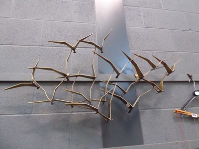 Lot 5316 - Metal wall hanging of flying seagulls