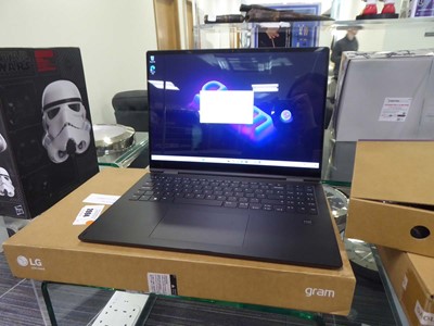 Lot 2094 - LG Gram notebook PC model 16T903PGAA78A1 with...