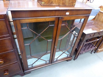 Lot 5285 - Glazed mahogany double door bookcase