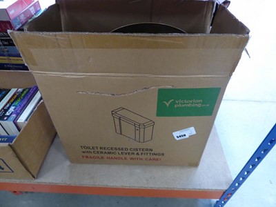 Lot 5456 - Box containing moulded plastic wilko charger...