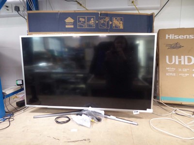 Lot 2236 - Boxed Samsung 40" UHD TV model: UE40MU6400U...