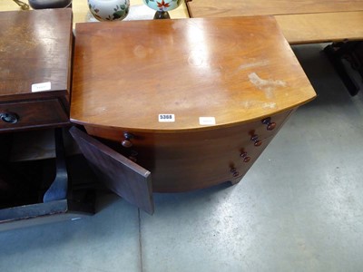 Lot 5368 - Walnut commode