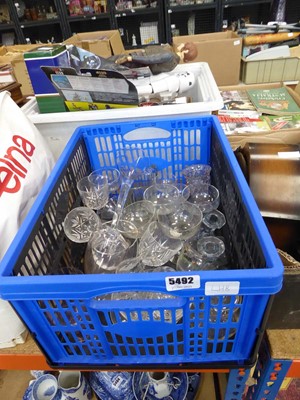Lot 5492 - Box containing wine glasses