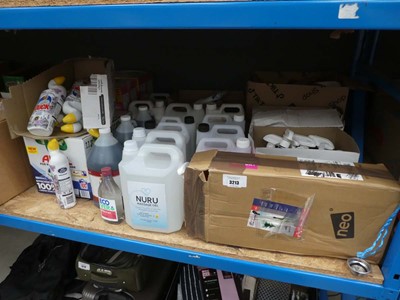 Lot 3213 - Large quantity of various cleaning detergent