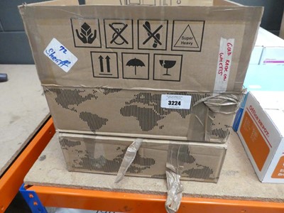 Lot 3224 - 2 clothes storage racks