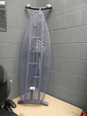 Lot 3225 - Ironing board