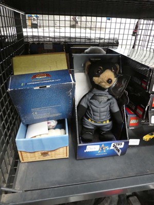 Lot 3256 - 6 collectable meerkat dolls