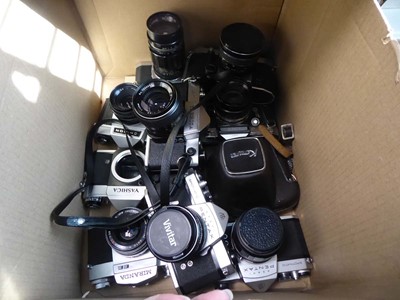 Lot 2393 - Box of various cameras
