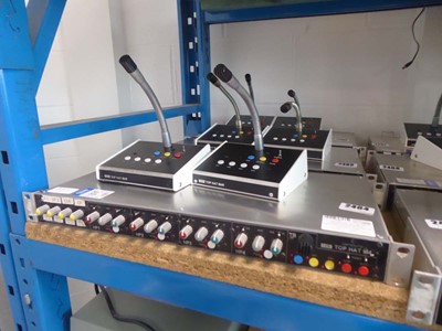 Lot 2464 - Glensound top hat M4 4 way headphone amp with...