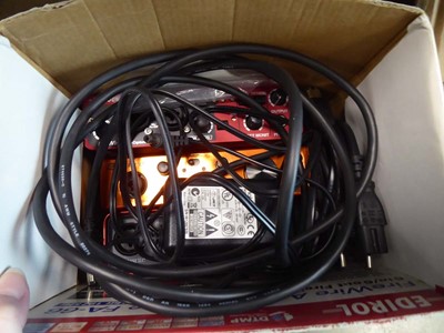 Lot 2477 - Box containing a fire wire FA66 audio capture,...