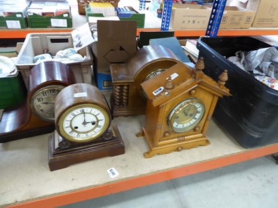 Lot 5510 - 3 dome topped mantle clocks plus 1 other