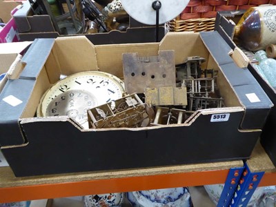 Lot 5513 - Box of clock movements