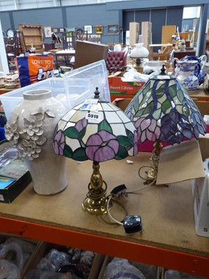 Lot 5515 - 2 Tiffany style table lamps plus crackle glaze...