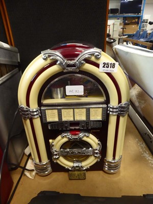 Lot 2518 - Mini table top juke box