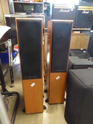 Lot 2522 - 2 Mordant Short speakers MS900