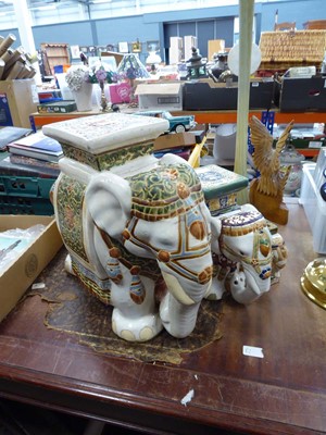 Lot 5556 - 3 ornamental elephants