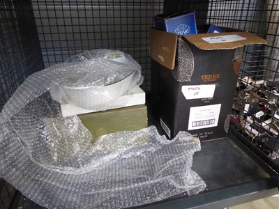 Lot 5579 - Cage of Stuart crystal plus Royal Worcester...