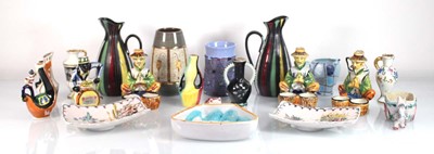 Lot 124 - A group of Italian ceramics including Fratelli,...