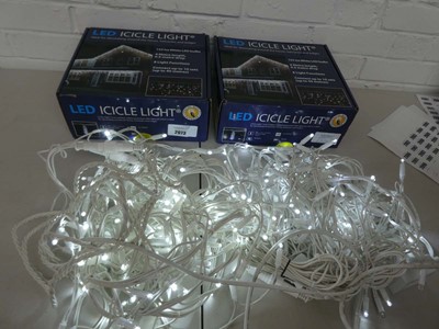 Lot 2 sets of boxed LED icicle lights (4m length)...