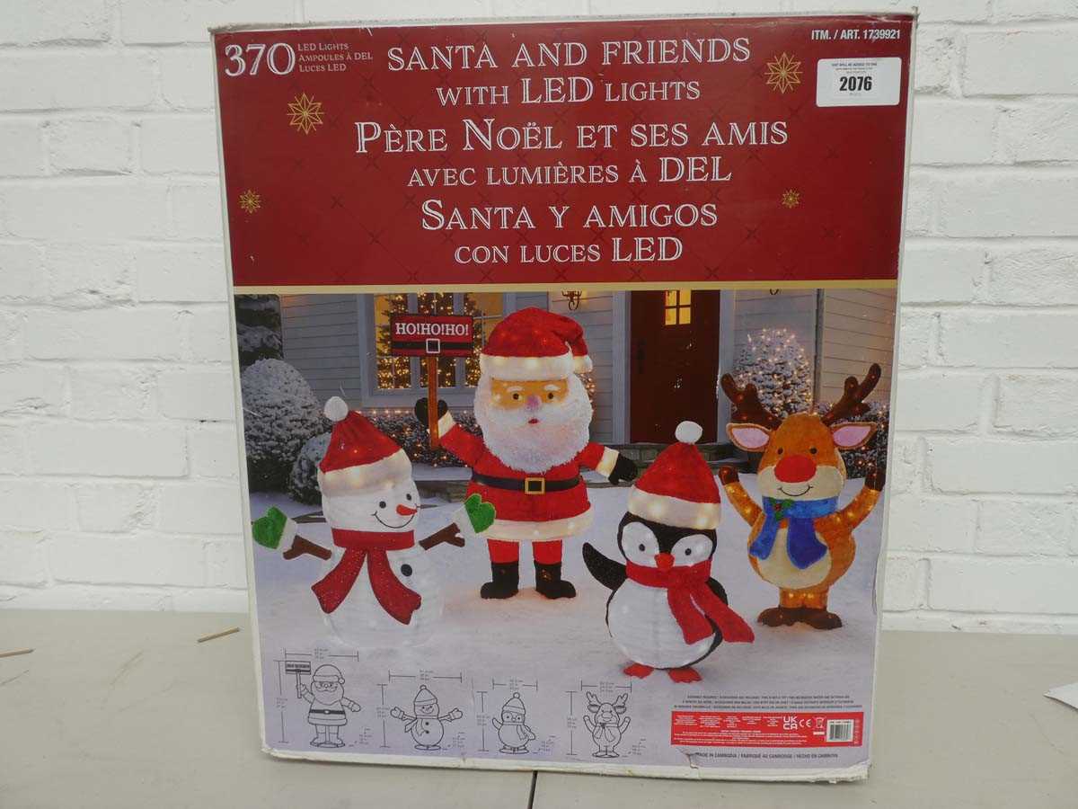 Lot Boxed outdoor light-up set of Santa & Friends...