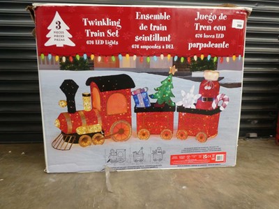 Lot Boxed 3 piece twinkling train set for outdoor...