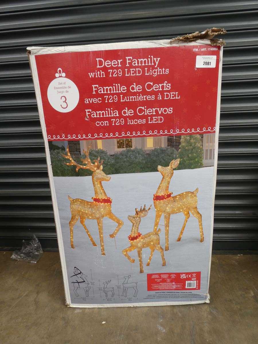 Lot Boxed outdoor light-up deer family set